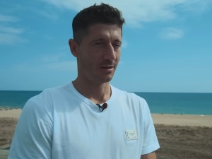 Zdesperowany. Hiszpańska gazeta o debiucie Lewandowskiego w La Liga