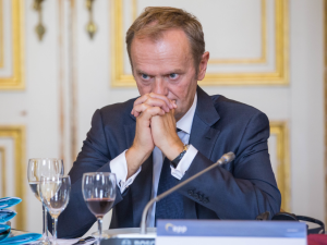 Prezes NBP: „Obiecali stołek Tuskowi za wepchnięcie nas w euro”