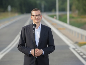 Premier: Odra jest tak skażona chemikaliami, jak Tusk prawdomównością - czyli w ogóle