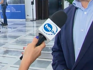 Kłopotliwa wpadka Tuska w TVN24. Anonimowy pracownik stacji ujawnia szczegóły