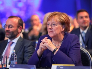 „To jest dziedzictwo, które ona pozostawia”. Merkel otrzymała nagrodę od… UNESCO
