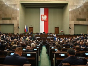[najnowszy sondaż] Na kogo chcą głosować Polacy? PiS na czele, ale…