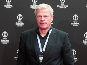 Kamery uchwyciły, jak Oliver Kahn zareagował na wylosowanie klubu Lewandowskiego