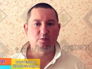 [WIDEO] „Przyjechałem na Białoruś, ponieważ jestem prześladowany z powodów politycznych”. Jest nagranie z „nowym Emilem Czeczko”