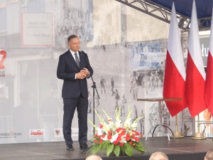 Prezydent Andrzej Duda: Solidarność zwyciężyła i jest tutaj z nami!