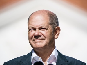 „Der Spiegel” pisze o rosyjskich agentach w Niemczech. „Dlaczego rząd w Berlinie obudził się tak późno?”