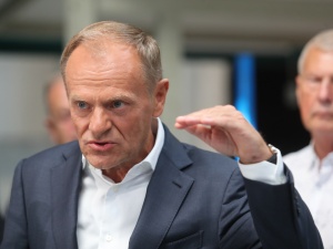 Będziemy wam pomagać. Nieoczekiwana zmiana narracji Tuska ws. reparacji
