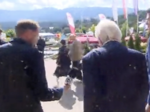 „Niechże się pan odwali”. Terleckiemu puściły nerwy po pytaniu od dziennikarza TVN24 [WIDEO] 