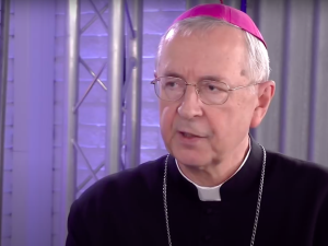 „Nie znajduję słów potępienia dla takiego nakazu”. Przewodniczący Episkopatu o aborcji