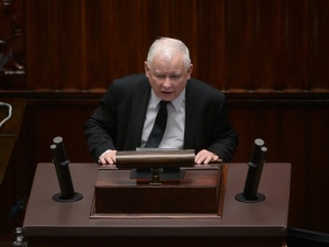 Histeria posłów opozycji w Sejmie. Kaczyński: „Wiedziałem, że tu jest agentura Putina, ale że tak liczna – nie” [WIDEO] 