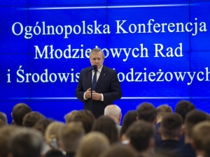 Kilkuset społeczników na Konferencji Środowisk Młodzieżowych w KPRM