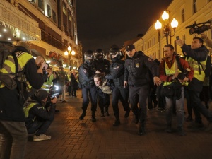 Demonstracje w Rosji po decyzji o mobilizacji. Użyto siły. Masowe zatrzymania