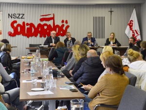 Pracownicy DPS-ów: czy musimy wyjść na ulice, żeby dostrzeżono nasze problemy?