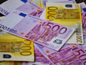 Były członek zarządu Bundesbanku mówi wprost: Polska nie powinna przyjmować euro