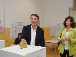 Tak się zachowuje odpowiedzialna opozycja! Meloni jest moją rywalką, ale 'zagrożenie faszyzmem we Włoszech' to absolutny fake news!