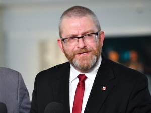 Grzegorz Braun z uchylonym immunitetem. Sejm podjął decyzję