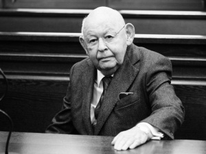 Urban będzie pochowany na Powązkach? Ratusz odpowiada