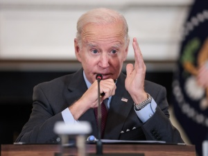 „Znam go, on nie żartuje (…) to zakończy się armagedonem”. Joe Biden alarmuje ws. Putina