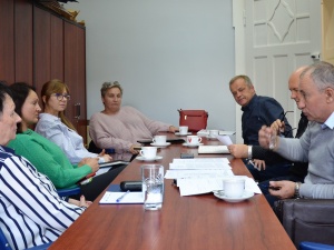 Pracownicy Domów Pomocy Społecznej walczą o godne płace. Oto ich postulaty