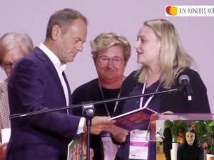 Tusk nagrodzony przez Kongres Kobiet. „Będziemy trzymać laureata za słowo”