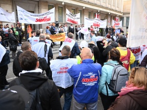 Dość upokorzeń! Kolejarze zaprotestowali w obronie spółki PKP Telkol