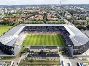 Przemysław Jarasz: Niedoszacowany przetarg. U progu budowy ostatniej trybuny stadionu Górnika Zabrze, prezes gminnej spółki nagle zapragnął przejść na emeryturę…