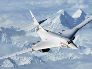 Rosyjskie bombowce Tu-160 i Tu-95 blisko granicy z Finlandią i Norwegią. Są zdolne przenosić ładunki nuklearne  [FOTO]