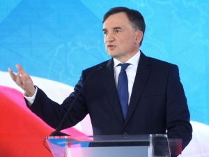 Haracz finansujący niemieckich banksterów. Ważna zapowiedź Ziobry