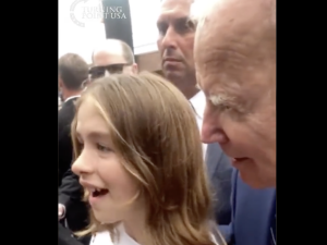Niezręczne nagranie z Joe Bidenem. Oczy całego świata skierowane na prezydenta USA