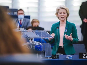 Z. Kuźmiuk: „Polityczna nieuczciwość von der Leyen”. Jakub Kumoch: „Prezydent czuje się oszukany”