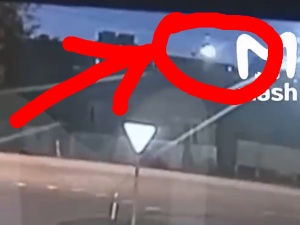 Jest nowe nagranie katastrofy Su-34 w Jejsku. Samolot miał się zapalić jeszcze w powietrzu [WIDEO]
