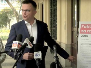 Hołownia atakuje rząd i wystawia mu fakturę. Oddajcie nam nasze 300 miliardów [WIDEO]