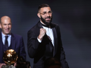Benzema został zapytany o rywalizację z Lewandowskim. Zaskakująca odpowiedź zdobywcy Złotej Piłki