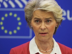 Von der Leyen i śledztwo ws. zakupu szczepionek przeciw COVID-19. Co zrobi unijny prokurator?