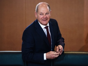 „Bild”: Chiny przejmują niemieckie firmy. „Czy Scholz pracuje jako chiński lobbysta?”