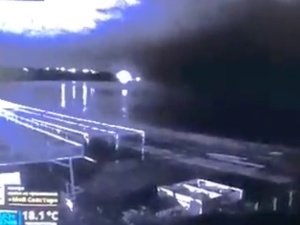 Atak dronów na port w Sewastopolu. Następca krążownika Moskwa uszkodzony? [WIDEO]