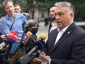 Niepokój w Der Spiegel: W sporze z Węgrami Brukseli grozi kompromitacja