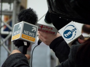 Fatalne wieści dla TVN i Polsatu. Opublikowano wyniki oglądalności rynku telewizyjnego