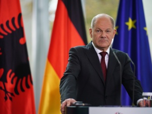 Chiny: Kanclerz Niemiec przybył do Pekinu z jednodniową wizytą