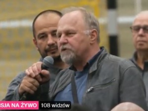 „To patriotyzm? Blokowanie funduszy dla Polski jest patriotyzmem?” Tusk zaorany na spotkaniu w Piasecznie [WIDEO]