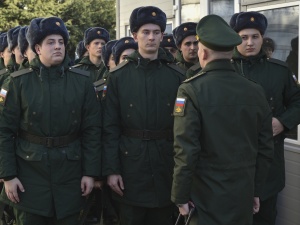 Armia rosyjska twierdzi, że rozpoczęła wycofywanie wojsk z Chersonia