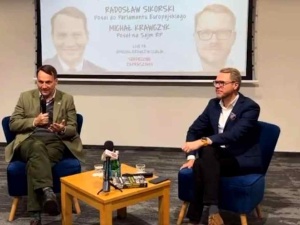 Sikorski znalazł wyjaśnienie dla słów Tuska „für Deutschland” [WIDEO]