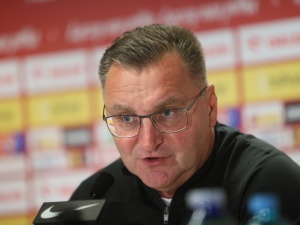 Michniewicz dostał pytanie o Lewandowskiego. Zagadkowa odpowiedź trenera