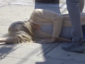 „Jutro powiem więcej”. Joanna Krupa „pobita” na ulicy [WIDEO] 