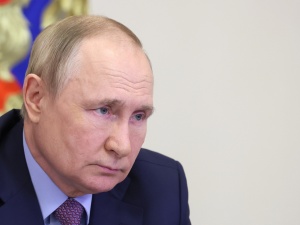 Niemieckie media: Putin ryzykuje niebezpieczny konflikt z NATO