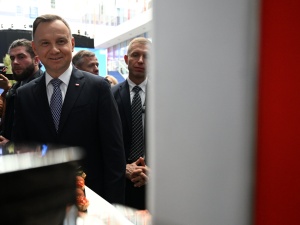 Polska będzie miała udział w odbudowie Ukrainy. Andrzej Duda na Kongresie 590