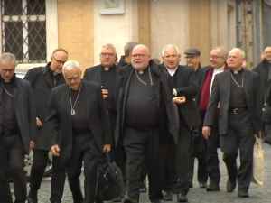 W Niemczech wrze po wizycie ad limina niemieckiego episkopatu. Bp Bätzing: Wskazano „czerwone linie”