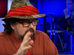 „Jestem do wzięcia”. „Newsweek” podziękował za współpracę Hołdysowi