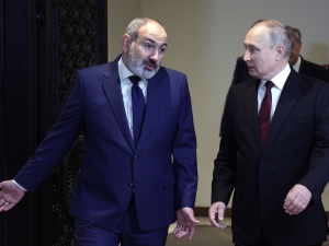 Rozłam w „putinowskim NATO”? Paszynian mówi „nie”