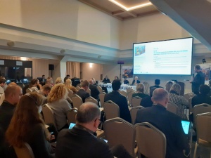 EKES: Ci, którzy zasypiają w demokracji, mogą obudzić się w dyktaturze